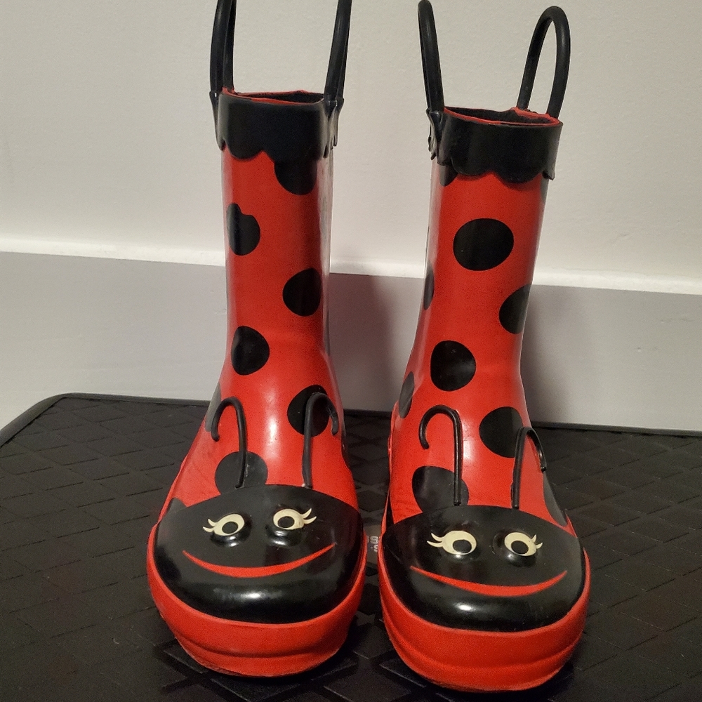 Lady bug rain boots